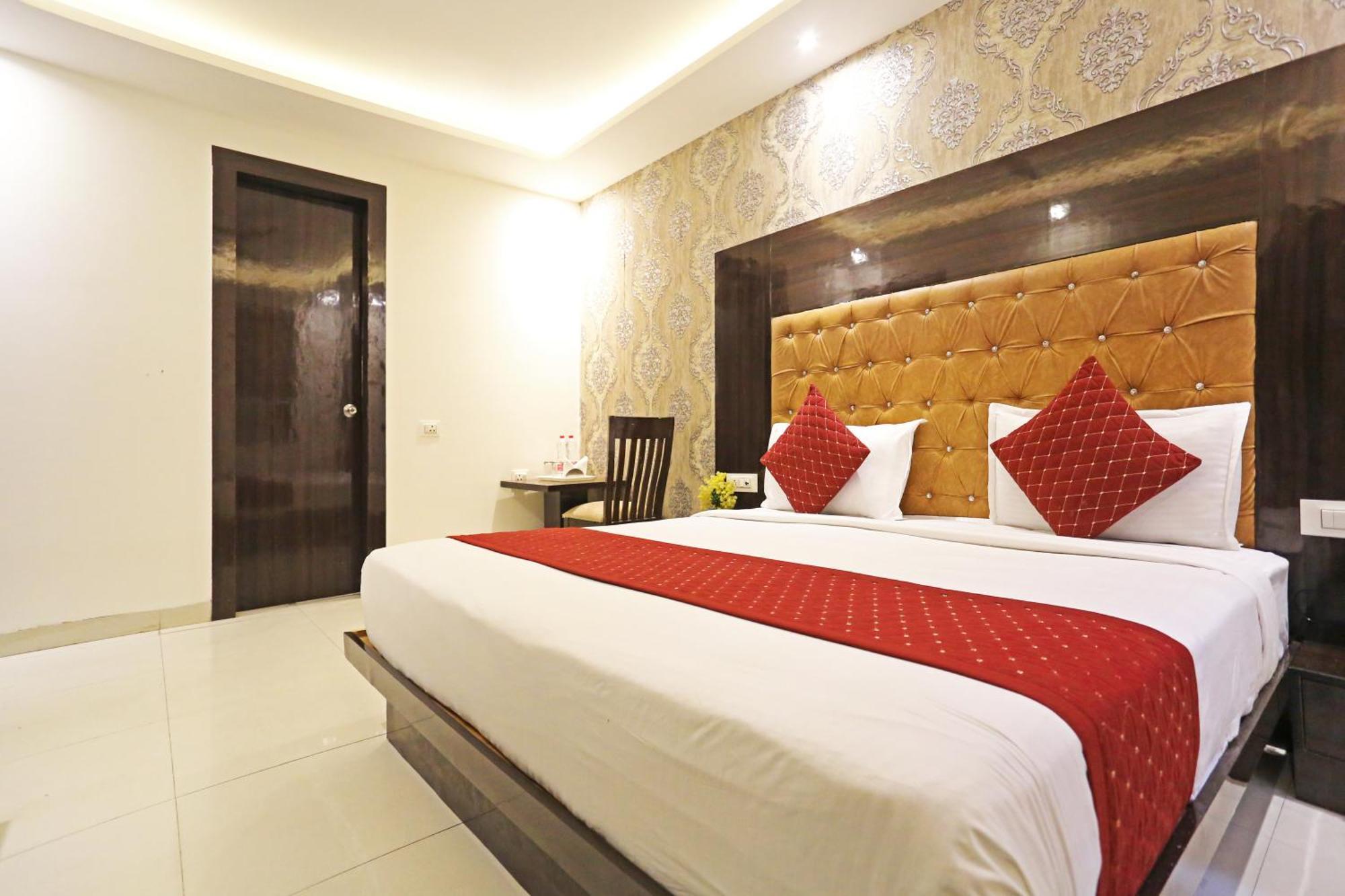 Hotel Delhi Aerocity Inn New Delhi Exterior photo