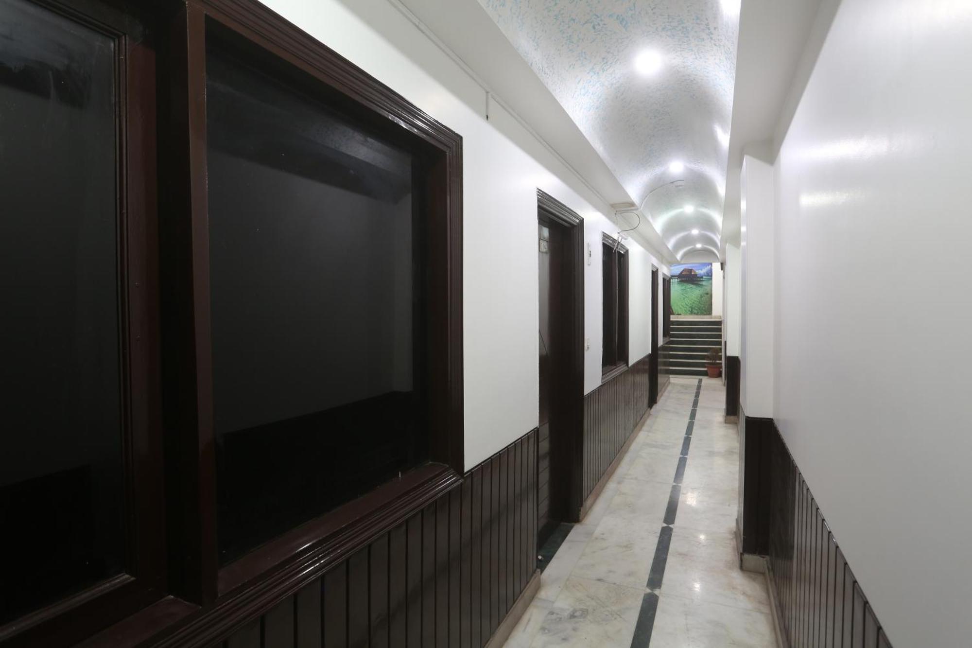 Hotel Delhi Aerocity Inn New Delhi Exterior photo