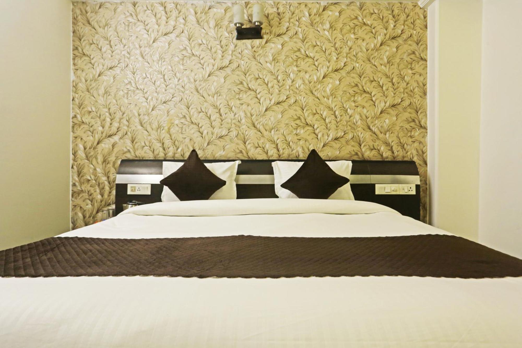Hotel Delhi Aerocity Inn New Delhi Exterior photo